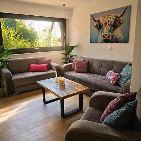 Eifelflair Fuer 6 Personen, 2 Hunde, Familien Und Firmen Апартаменты *